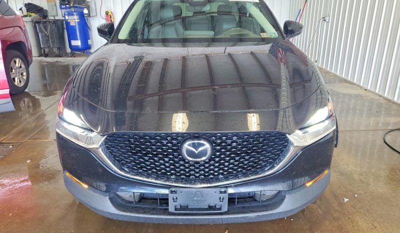 
								Mazda CX-30 full									