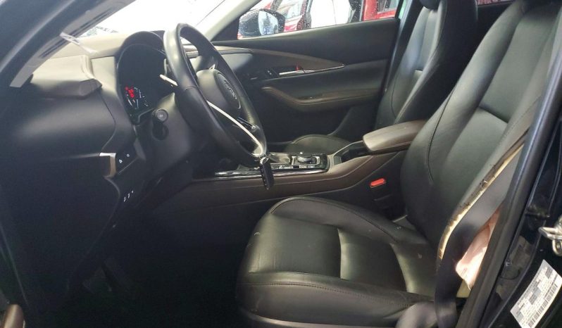 
								Mazda CX-30 full									