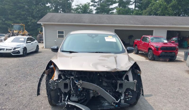 
								Ford Escape full									