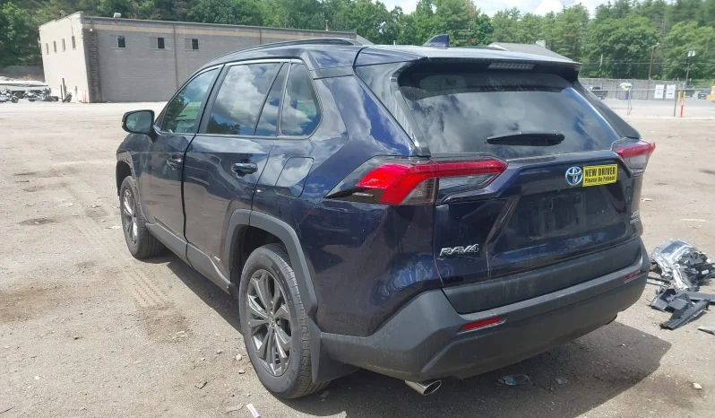 
								Toyota RAV4 Hybrid full									