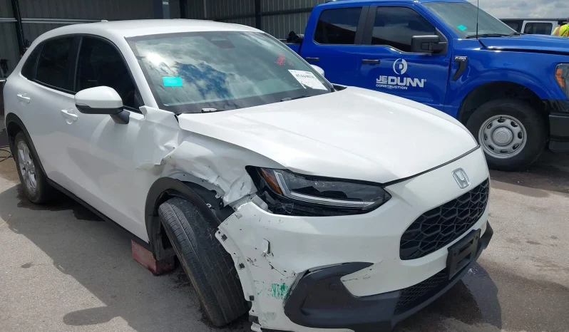 
								Honda HR-V full									