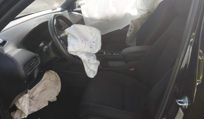 
								Honda HR-V full									