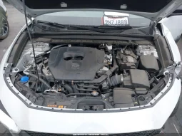 
										Mazda CX-30 full									
