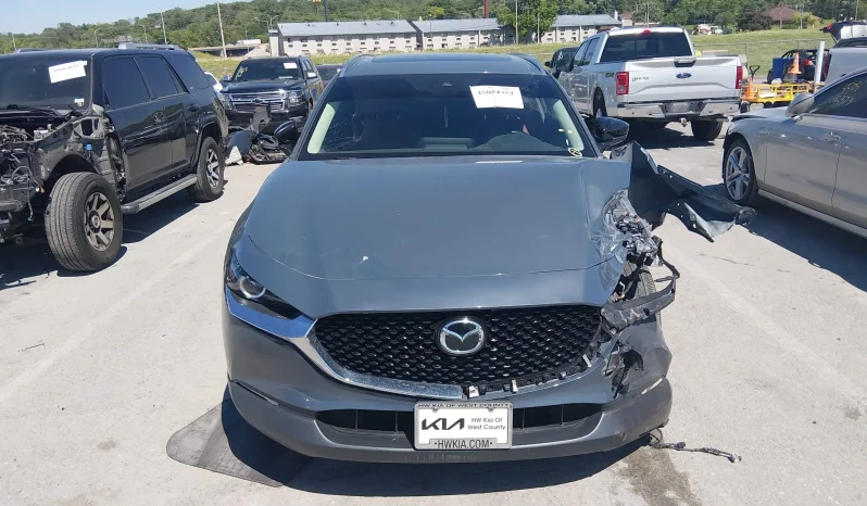 
								Mazda CX-30 full									