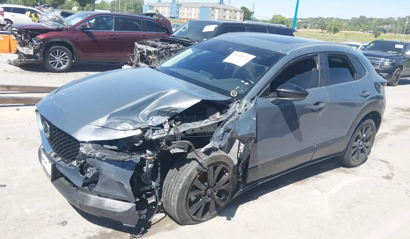 
								Mazda CX-30 full									