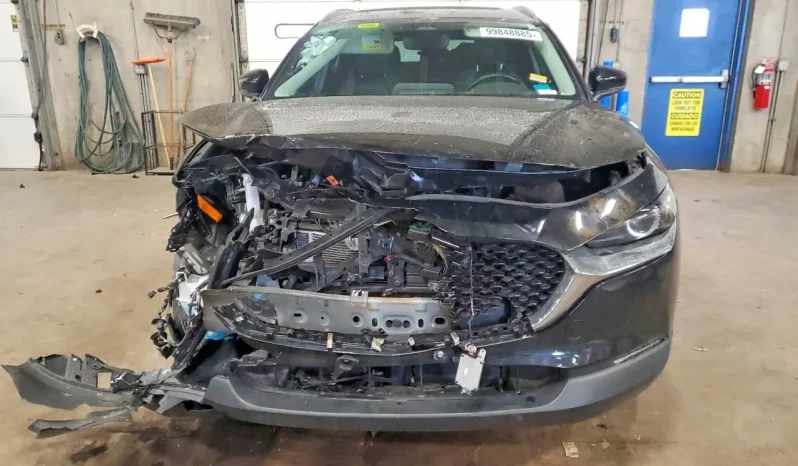 
								Mazda CX-30 full									