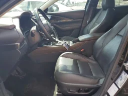 
										Mazda CX-30 full									