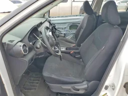 
										Nissan Kicks full									