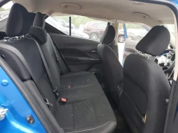 
										Nissan Kicks full									