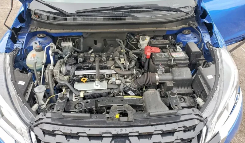 
								Nissan Kicks full									