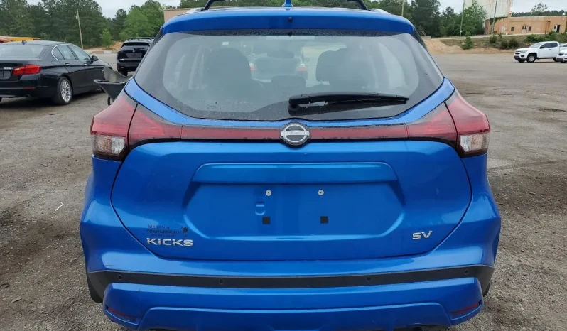 
								Nissan Kicks full									