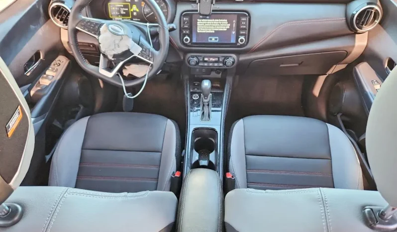 
								Nissan Kicks full									