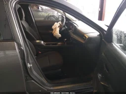 
										Nissan Kicks full									