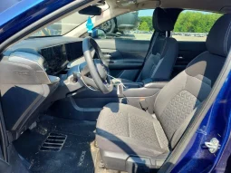 
										Nissan Kicks full									