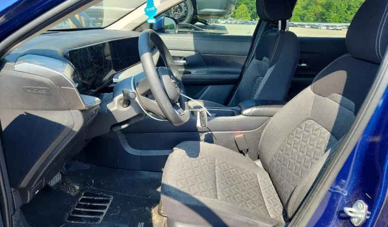 
								Nissan Kicks full									