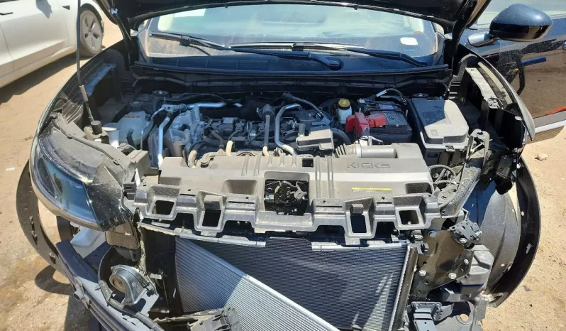 
								Nissan Kicks full									