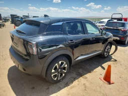 
										Nissan Kicks full									