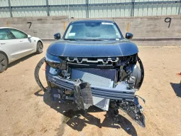 
										Nissan Kicks full									