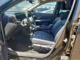 
										Nissan Kicks full									