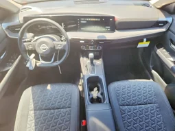 
										Nissan Kicks full									