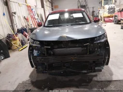 
										Nissan Kicks full									