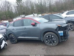 
										Nissan Kicks full									