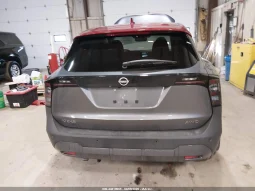 
										Nissan Kicks full									