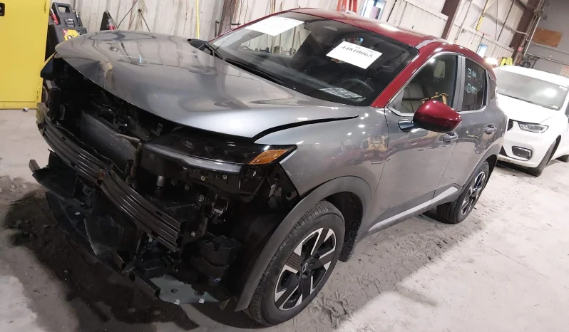 
								Nissan Kicks full									