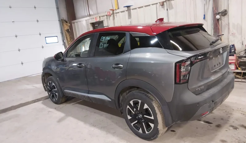 
								Nissan Kicks full									
