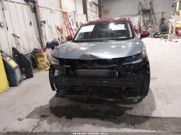 
										Nissan Kicks full									