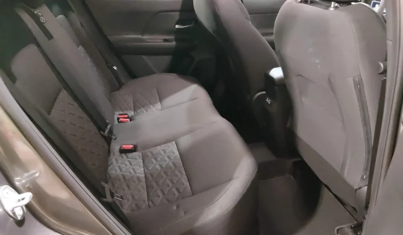 
								Nissan Kicks full									