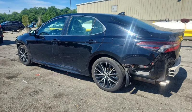 
								Toyota Camry full									