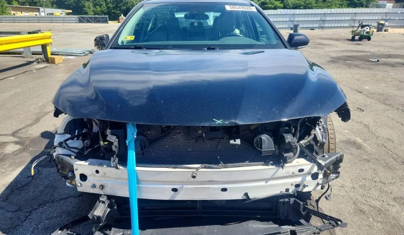 
								Toyota Camry full									