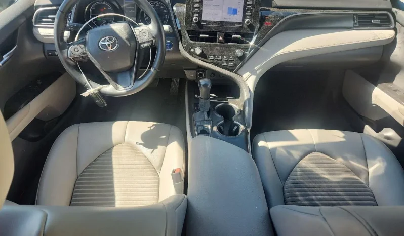 
								Toyota Camry full									