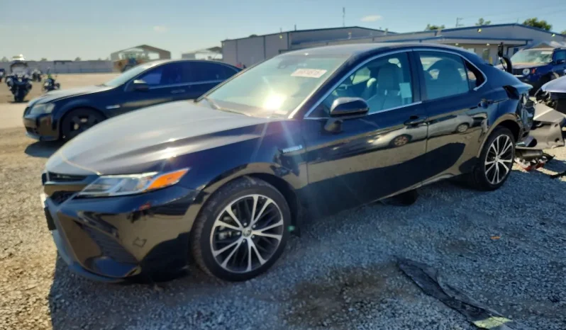
								Toyota Camry full									