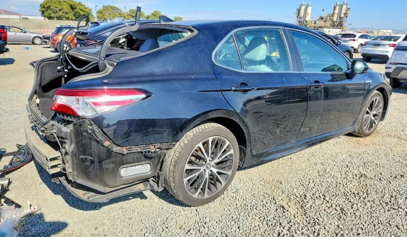 
								Toyota Camry full									