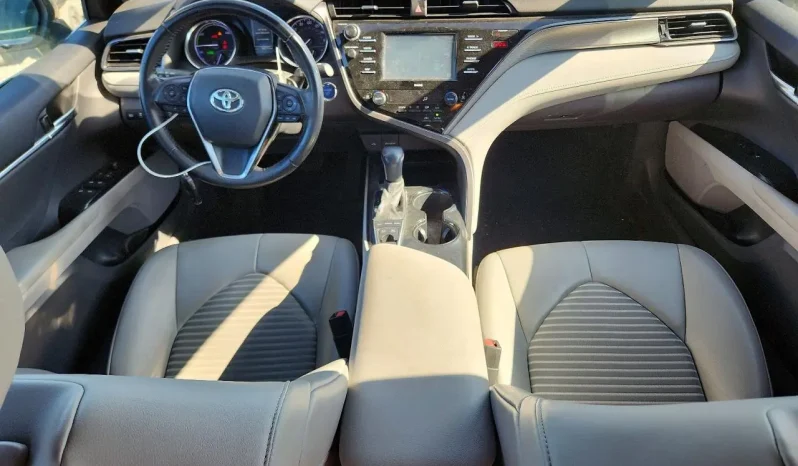 
								Toyota Camry full									