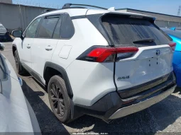 
										Toyota RAV4 full									