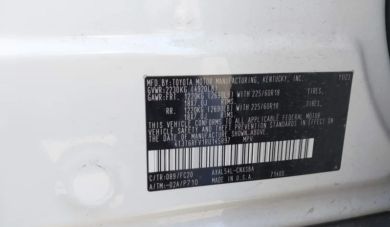 
								Toyota RAV4 full									