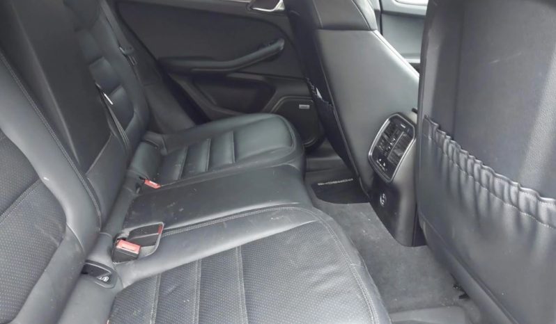 
								Porsche Macan GTS full									