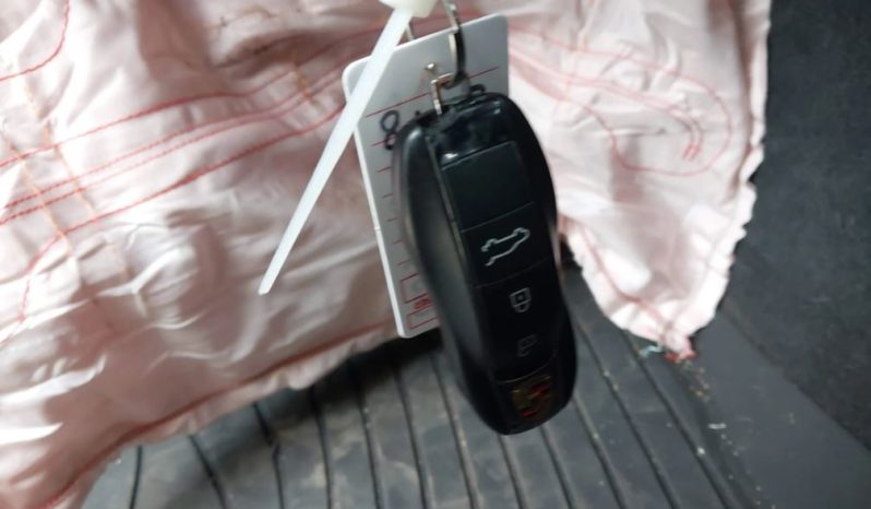 
								Porsche Macan GTS full									