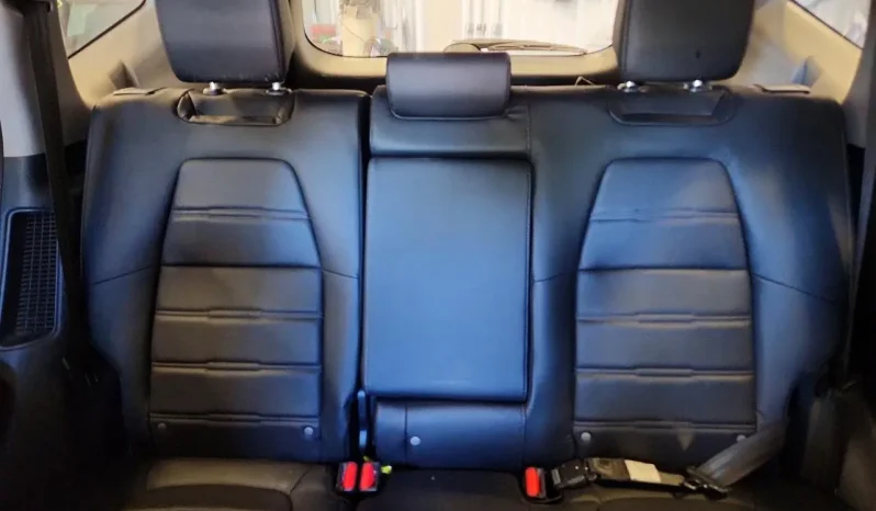 
								Honda CR-V full									