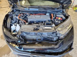 
										Honda CR-V full									