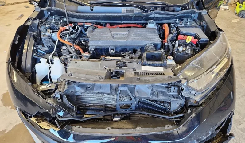 
								Honda CR-V full									