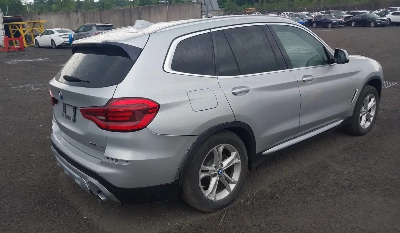 
								BMW X3 full									