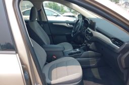 
										Ford Escape full									