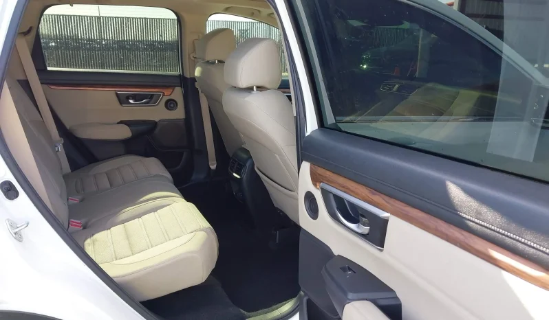 
								Honda CR-V full									