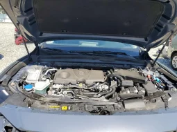 
										Mazda CX-50 full									