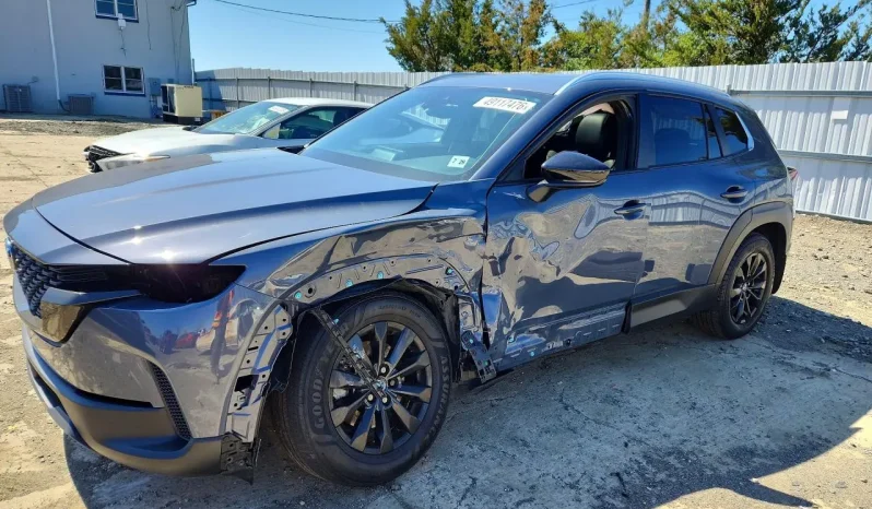 
								Mazda CX-50 full									