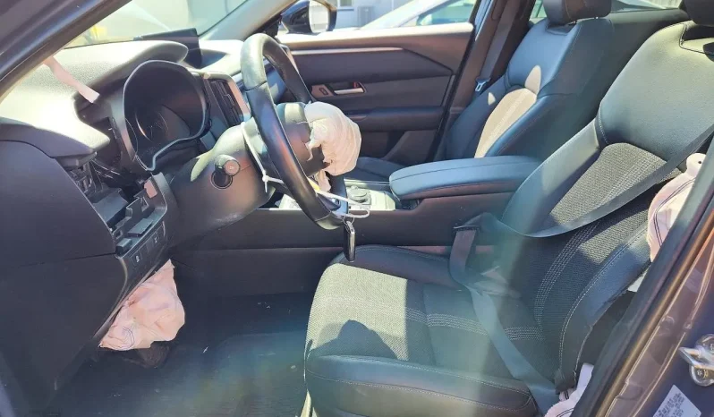 
								Mazda CX-50 full									